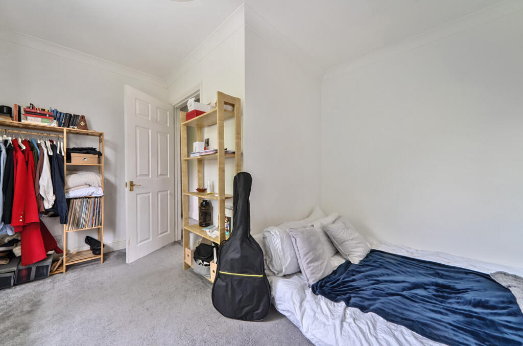 1294681-32-682628...