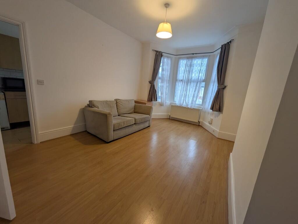 Front Room 2025-0...