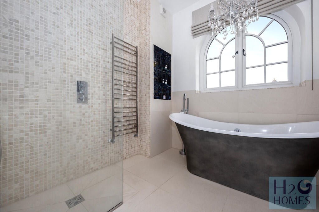 Trafalgarr Gate, ...