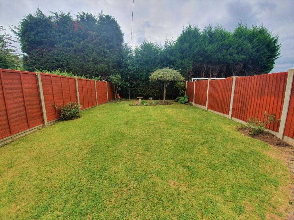 Dorchester Way, Clifford Park - Rear Garden.jpg