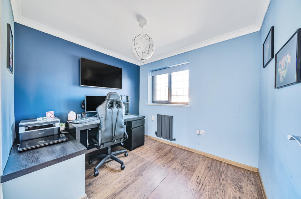 12953503468277e08f18f2arw