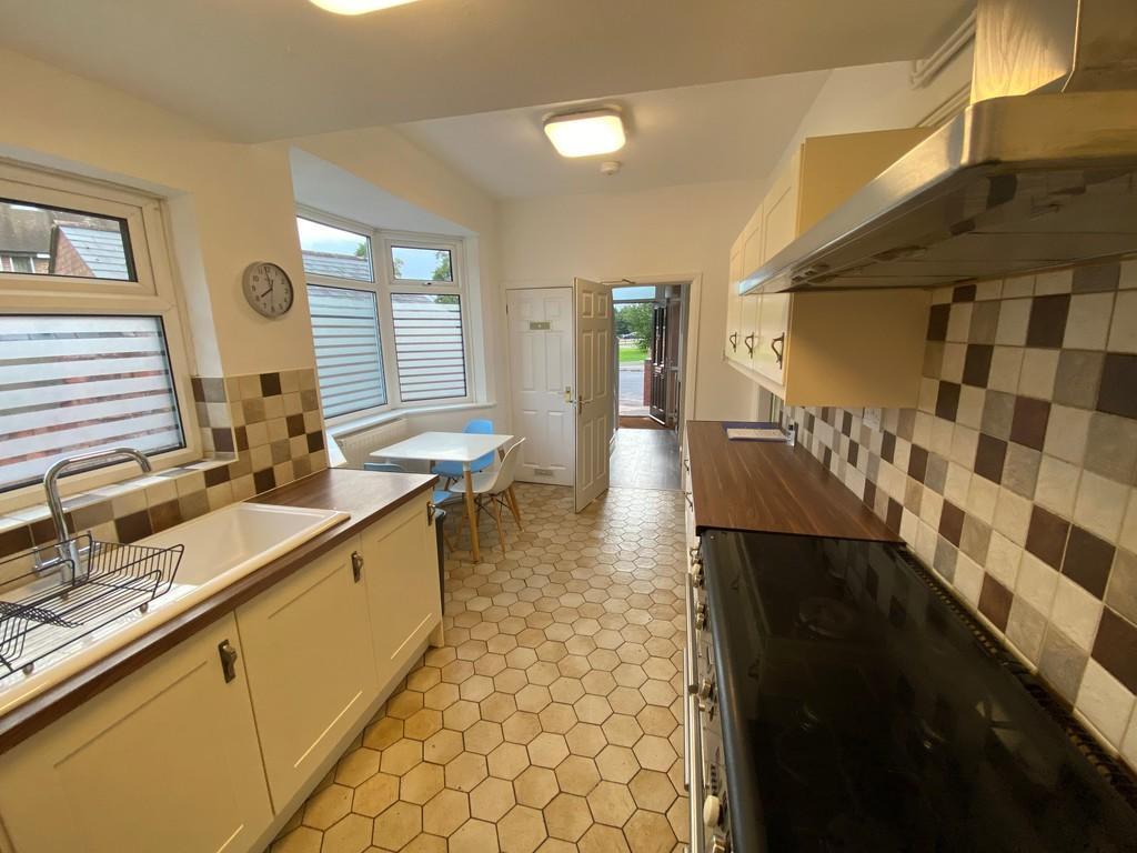 Large kitchen wit...