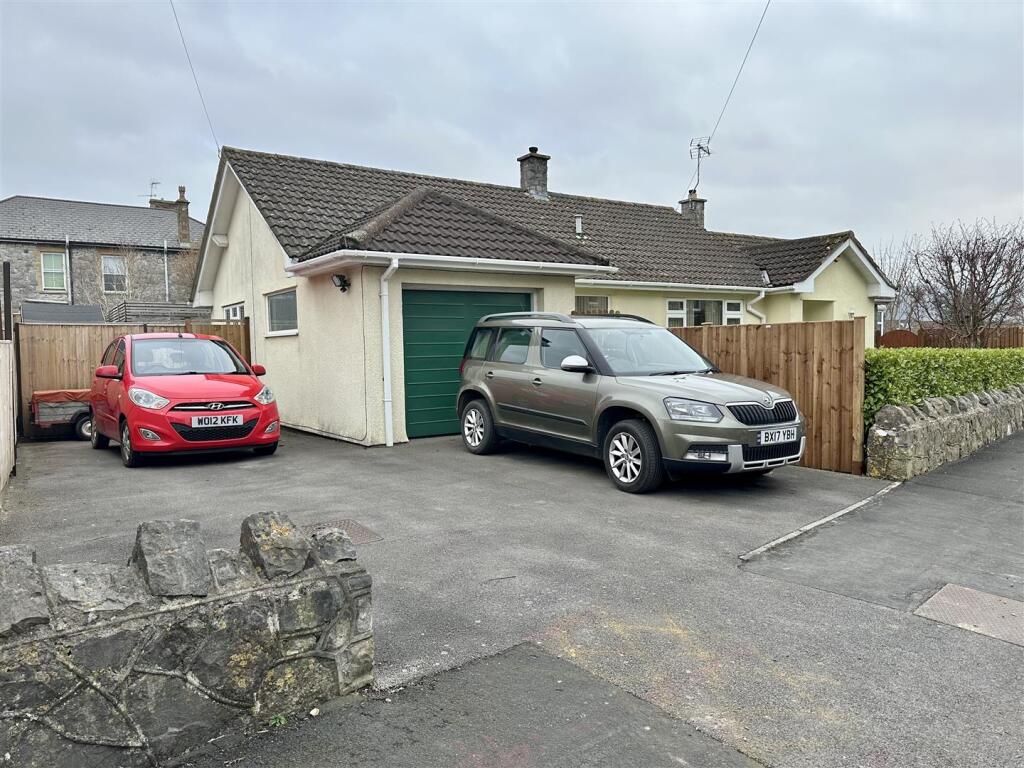 Side Garden &amp; Parking