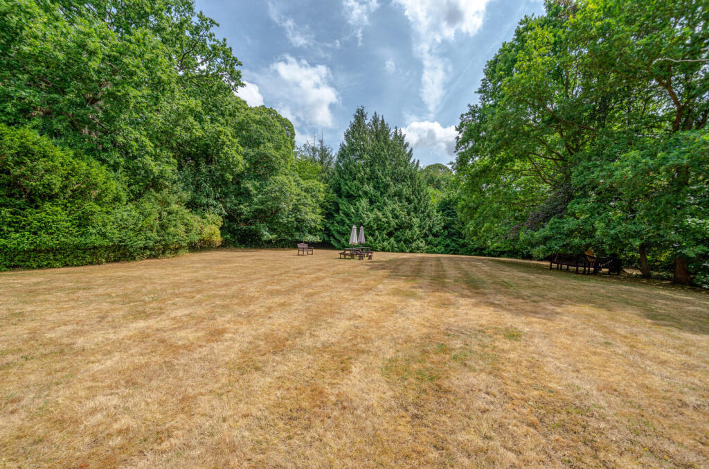 1325805-2-68750ce...