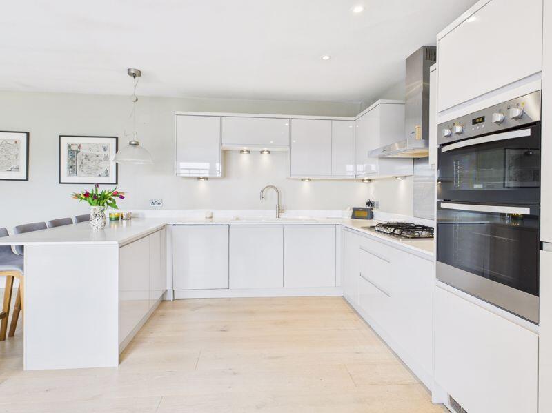 Kitchen / Living Room