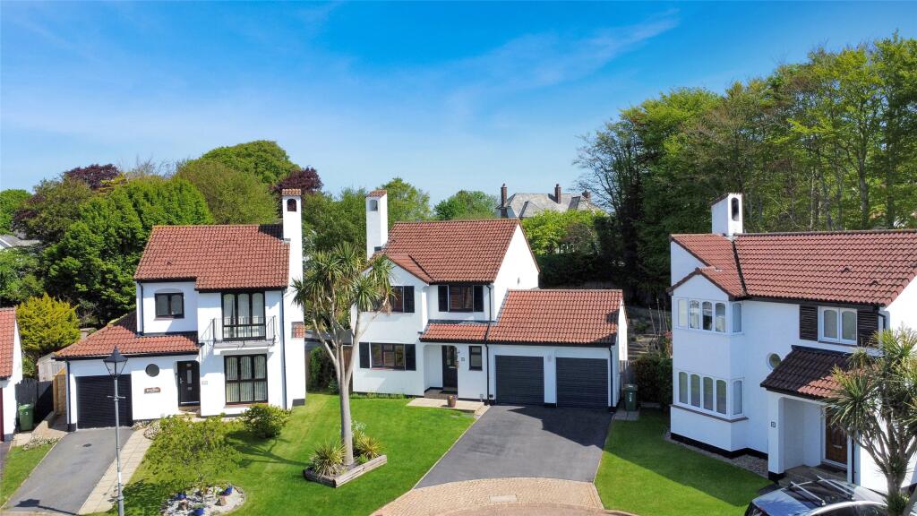 Periwinkle Drive, Roundswell, Barnstaple, Devon, EX31