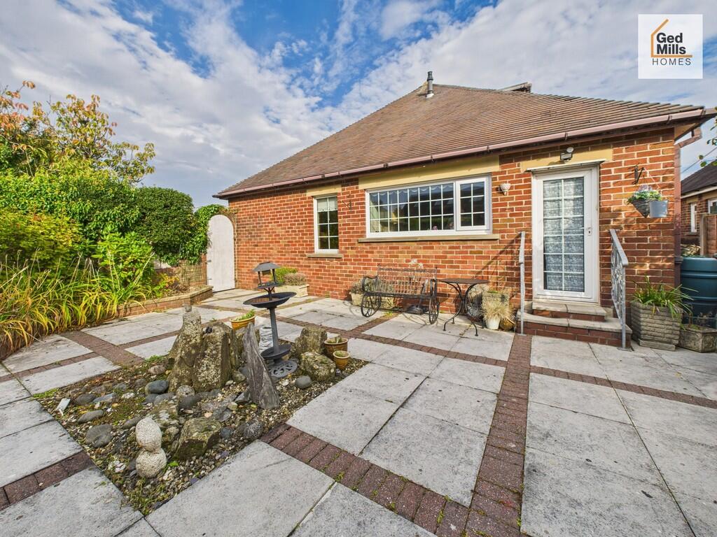 CAM04261G0-PR0103...