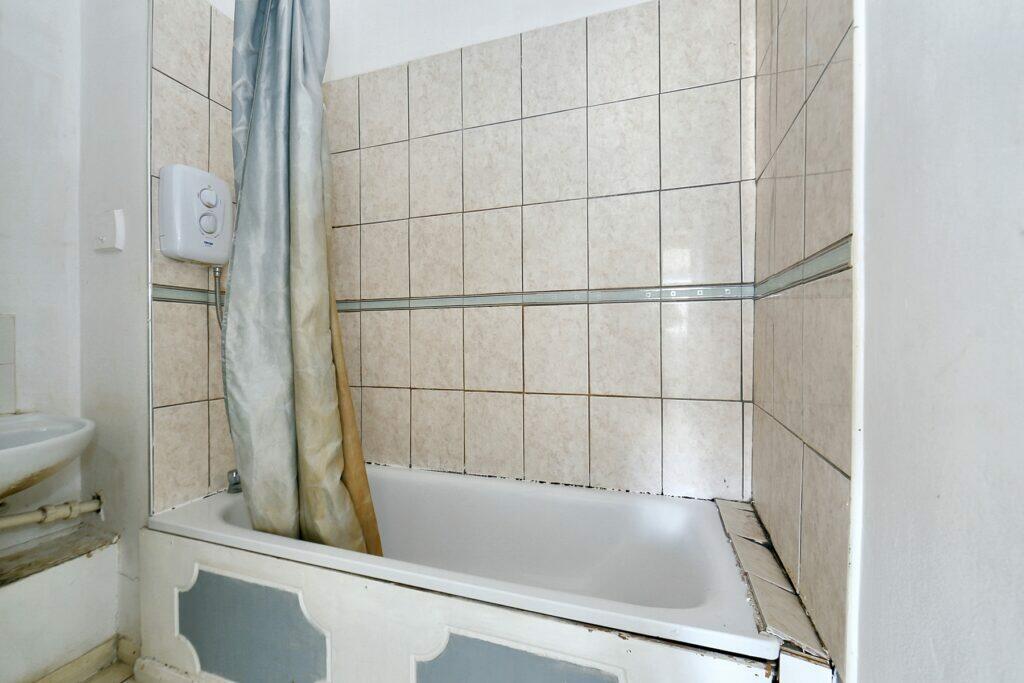 Deans Road, Wolverhampton - Shower Room