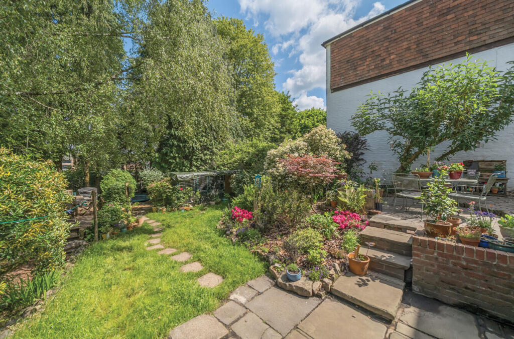 1295704-7-6830540...