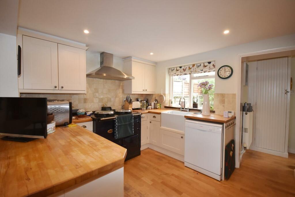 Kitchen.JPG