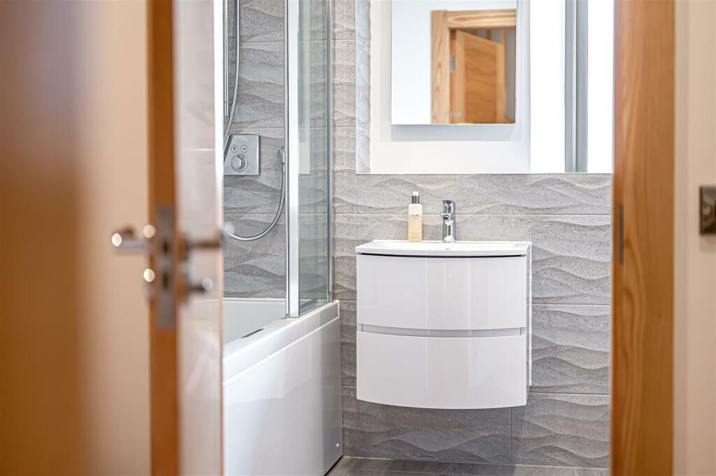 untitled (19 of 2).JPG