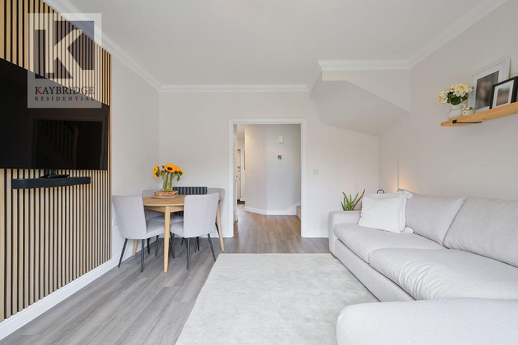 Silvergate Ruxley Lane, Epsom - KT19 9GZ