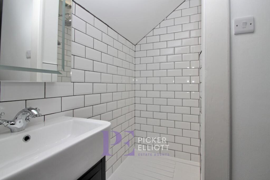 Recently Fitted En Suite