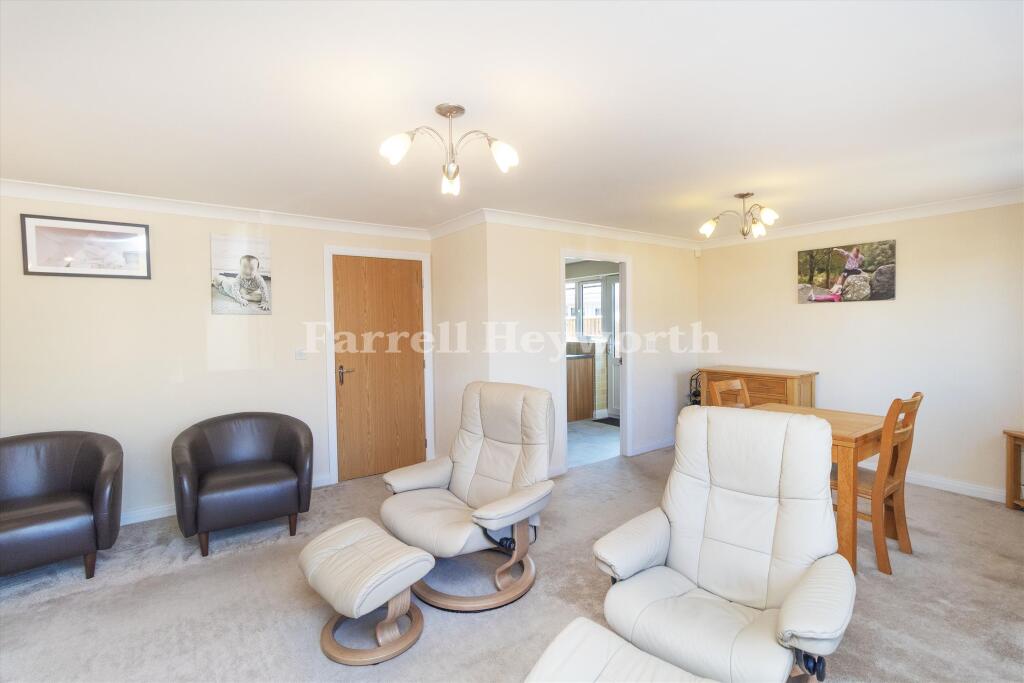 Lounge dining view 3