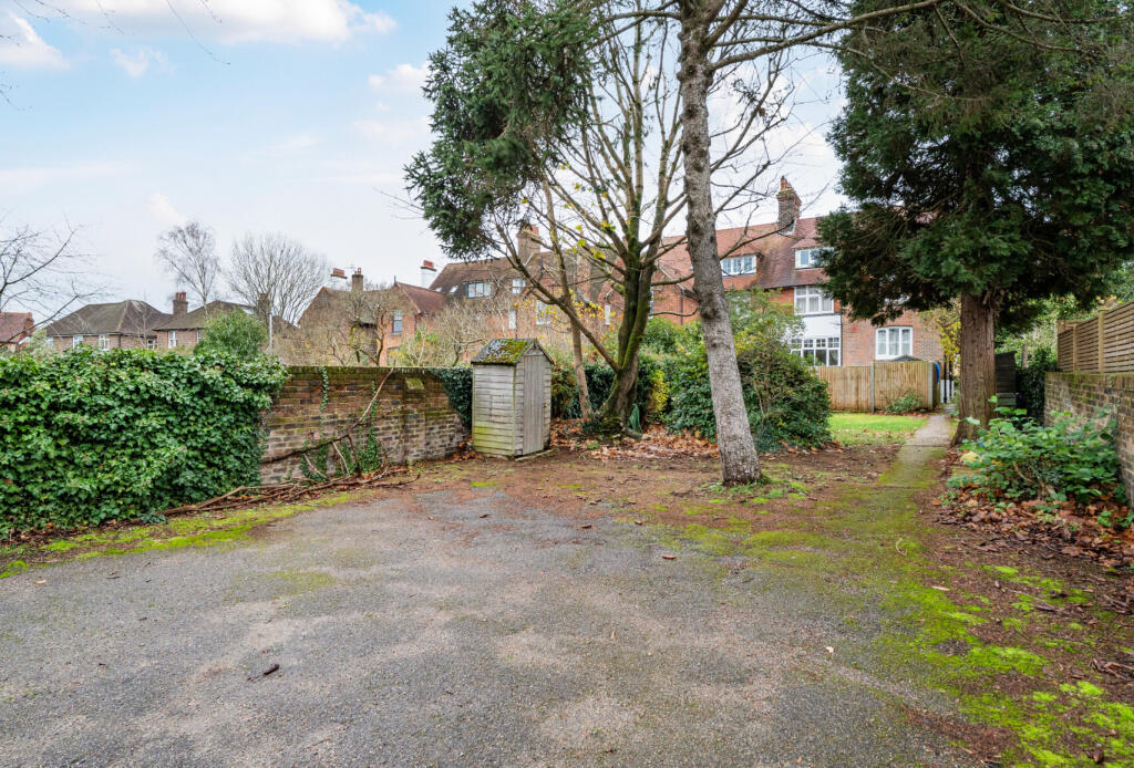 1384137-13-692490...