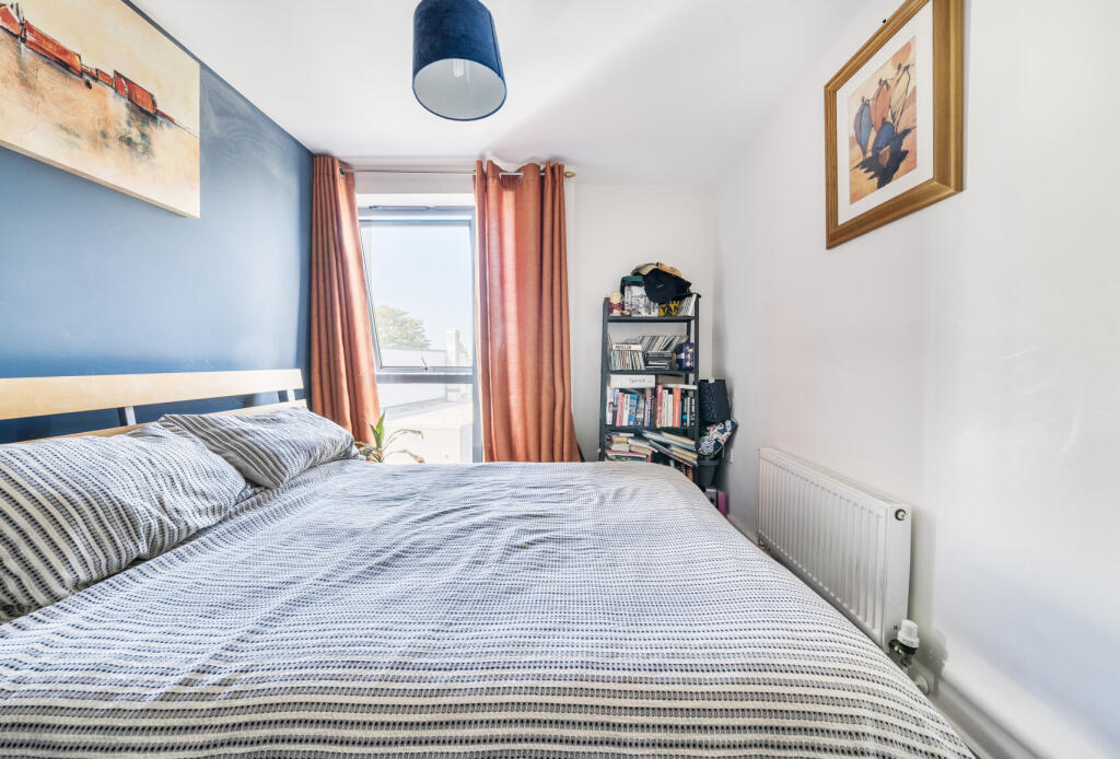 1329337-12-688341...