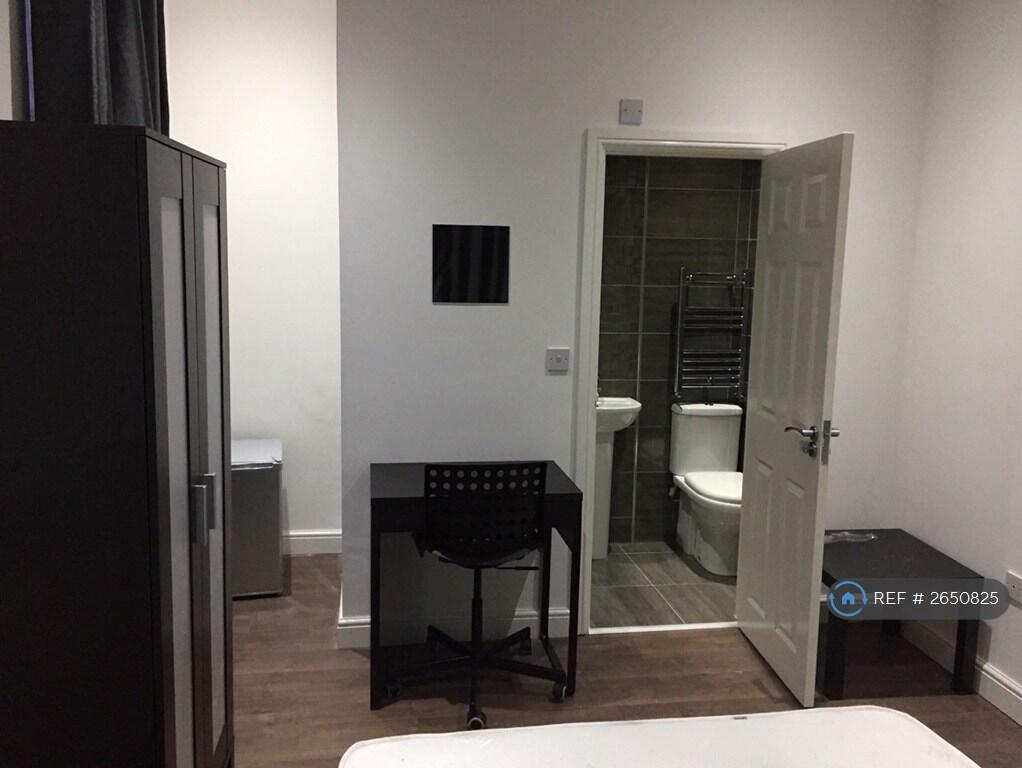 Room 1 (Ensuite Room) 