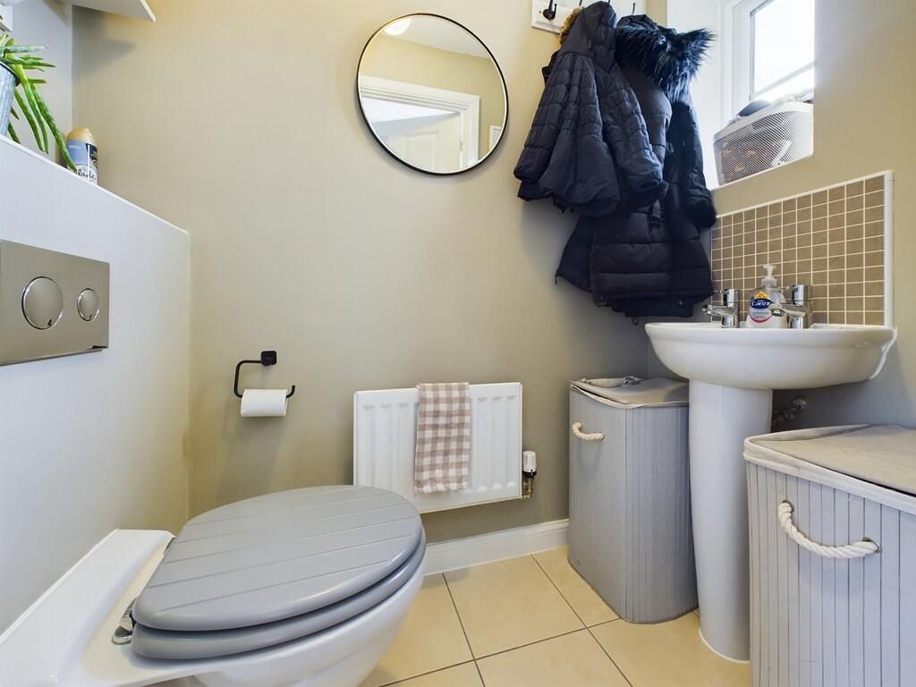 CAM02854G0-PR0300...