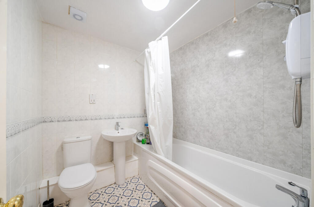 1385739-9-6929c21...