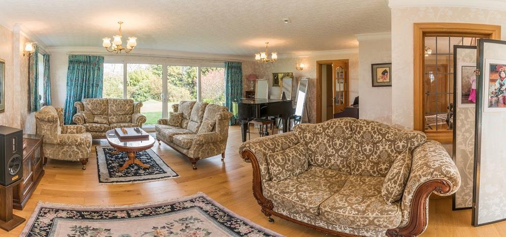 Pano lounge Lemon.jpg