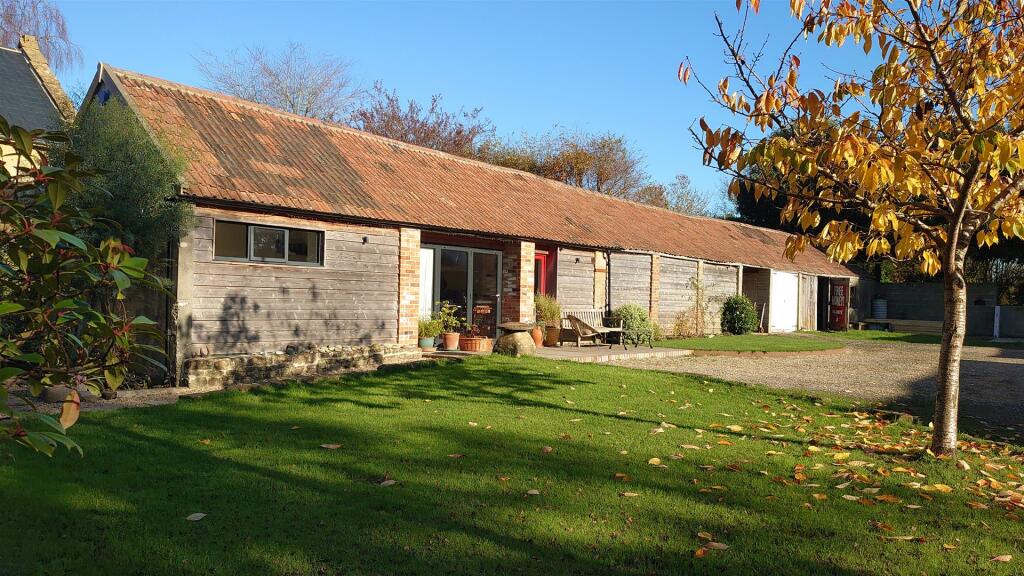 Office/Potential Annexe