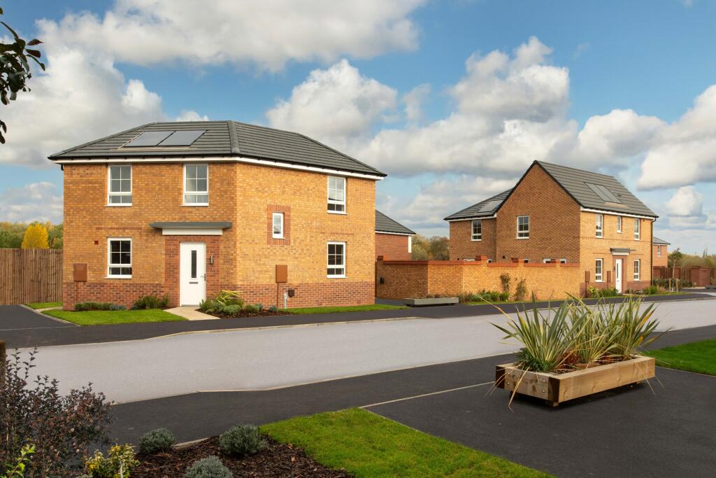 Street scene of hollygate