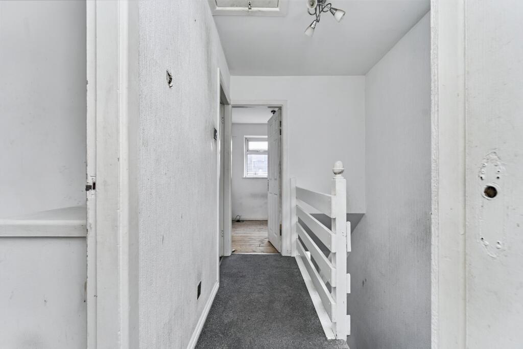 23 Lassington Close, Redditch, Worcestershire, B98 0LW