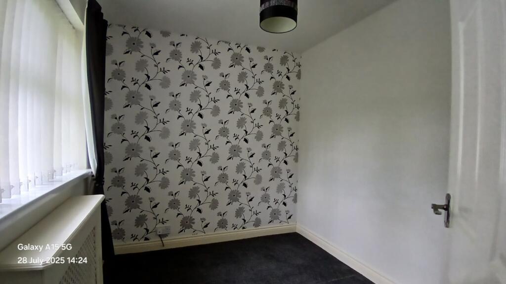 254 Owton Manor Lane 28.07 (4)