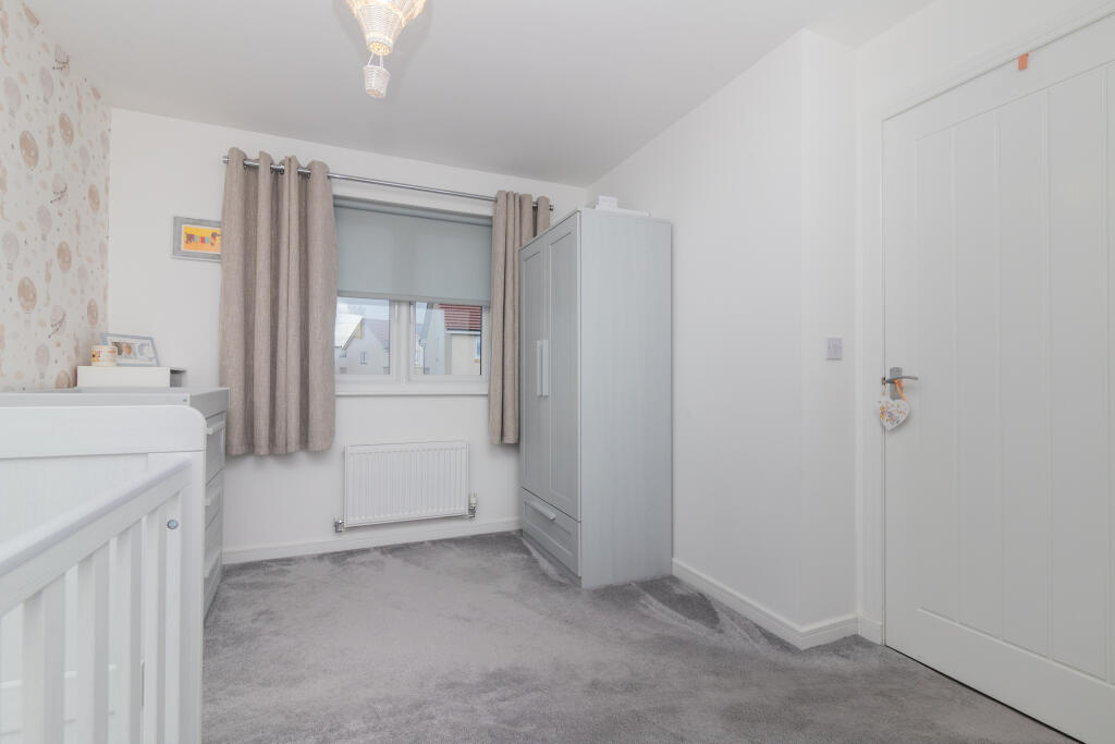 81 rosemont place, Barrhead g78 1fe L-32