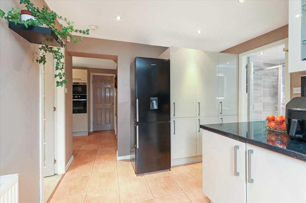 Utility Room (1)