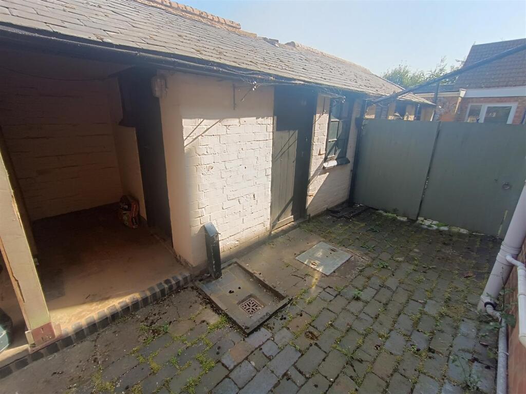 Rear Garden .jpg
