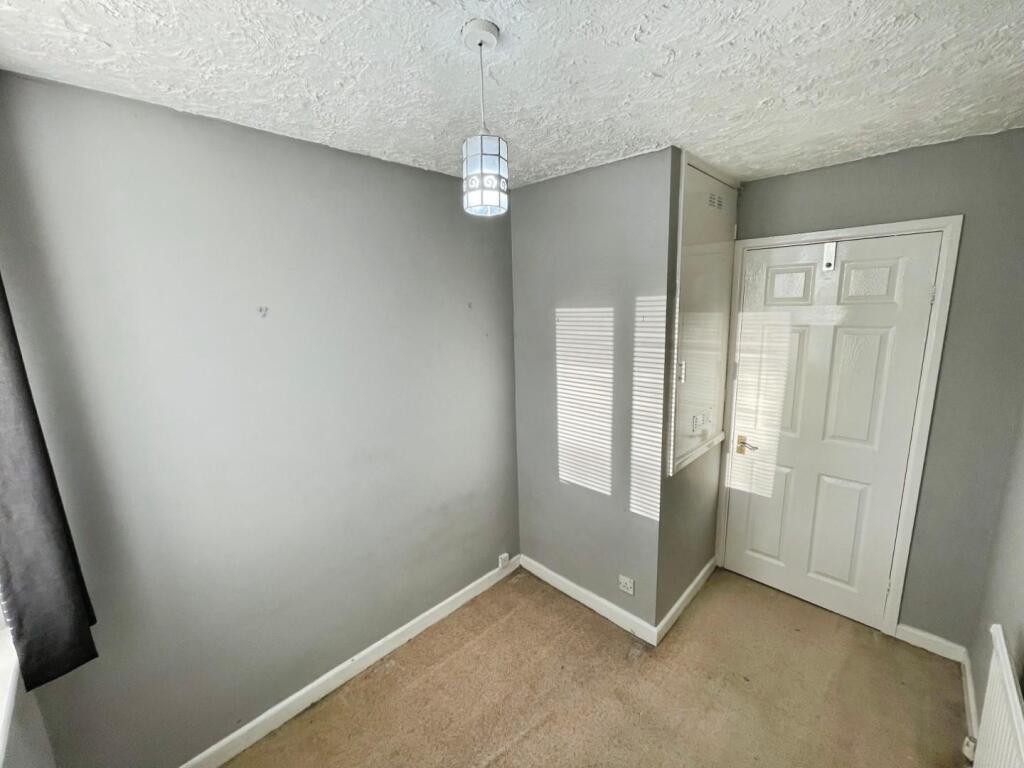 477537c7--4559-A7D2-A4FB1D3F556B-76317-00000A45E79