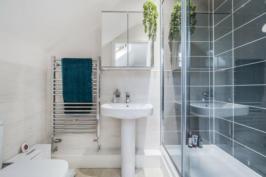 En-Suite Shower R...