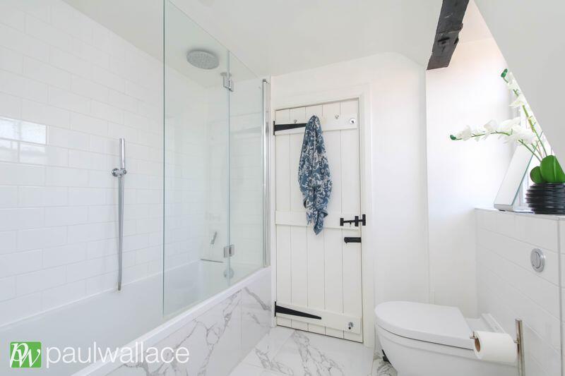Bathroom / W.C.