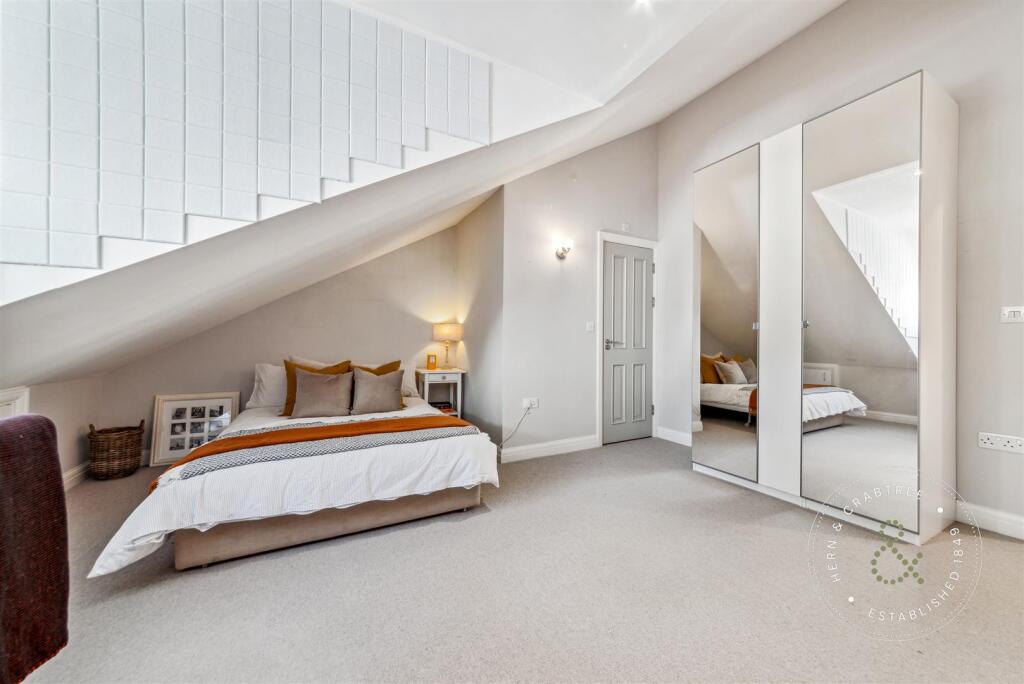 Vicarage-Mews-02.jpg