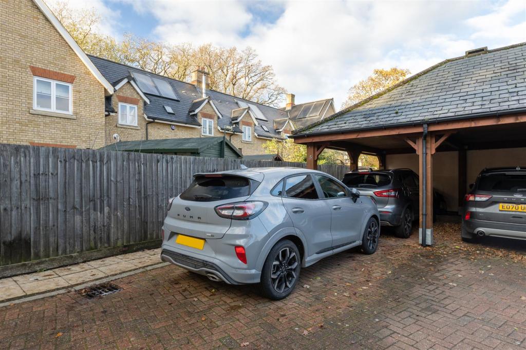 Carport 2 Parking spaces