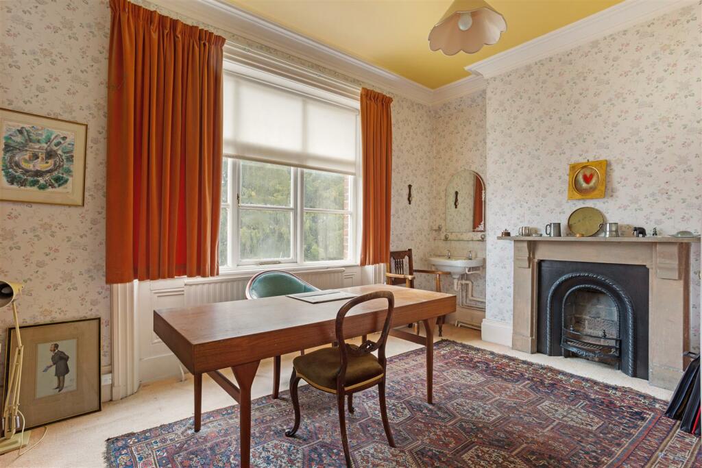 66106_St. Marys House, 14 High Street, Overton - (