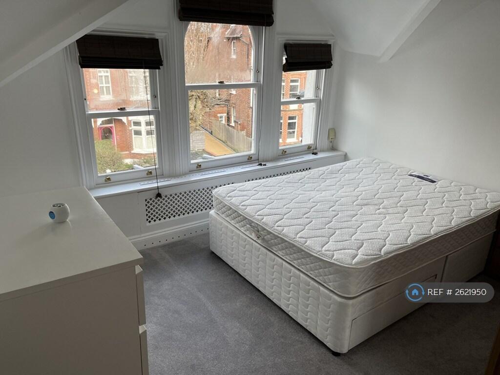 Main Bedroom
