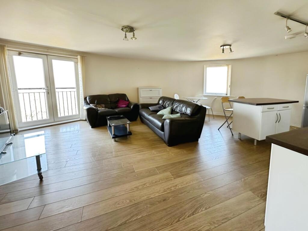 352718e4-WhatsApp 20Image 202025-04-26 20at 2010.0