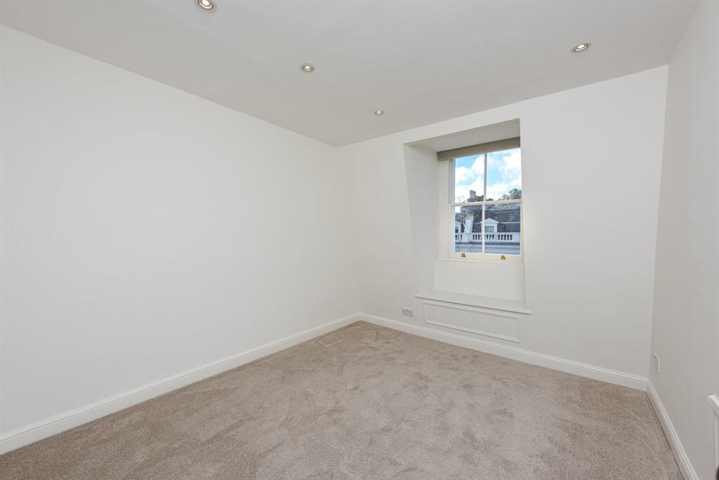 Onslow Gardens 11_78-1-2. Low Res.jpg