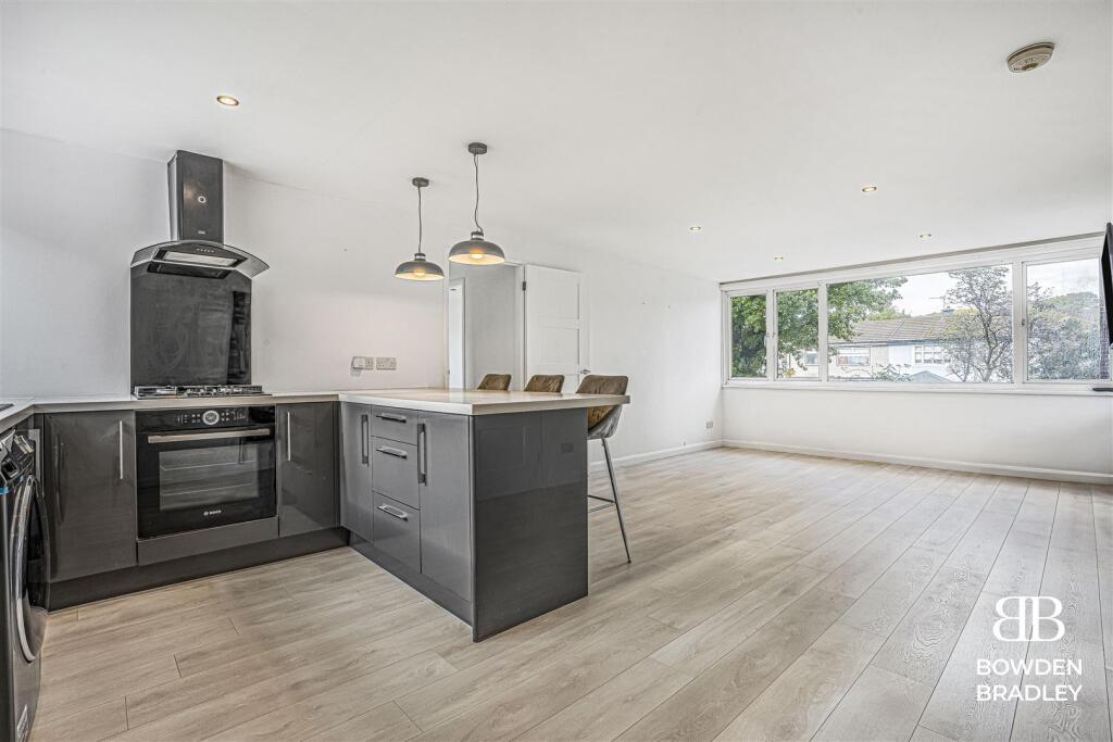 Kitchen/Living Room