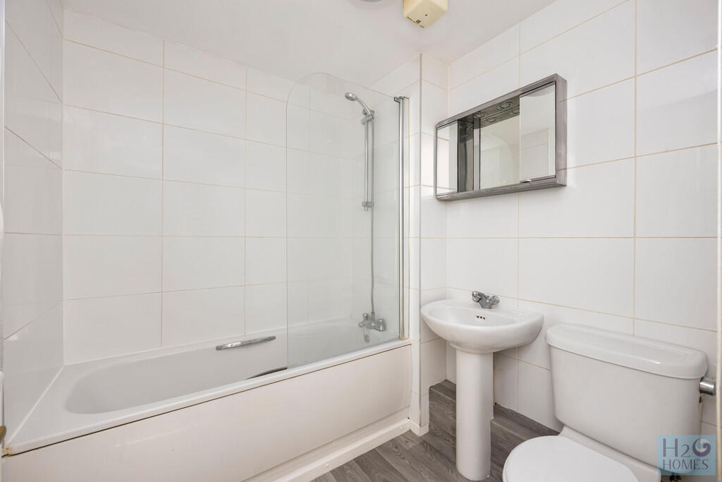 The Strand, Merto...