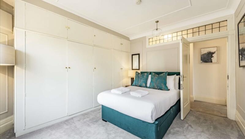 lg_p1124_637805397359912513