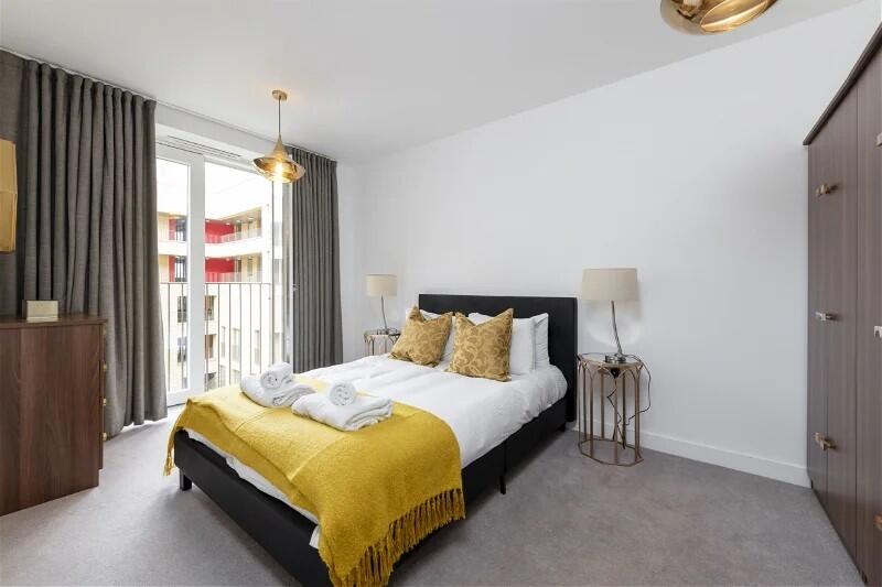 6_danvers_ave_bed...