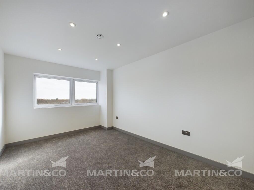 CAM02406G0-PR0404...