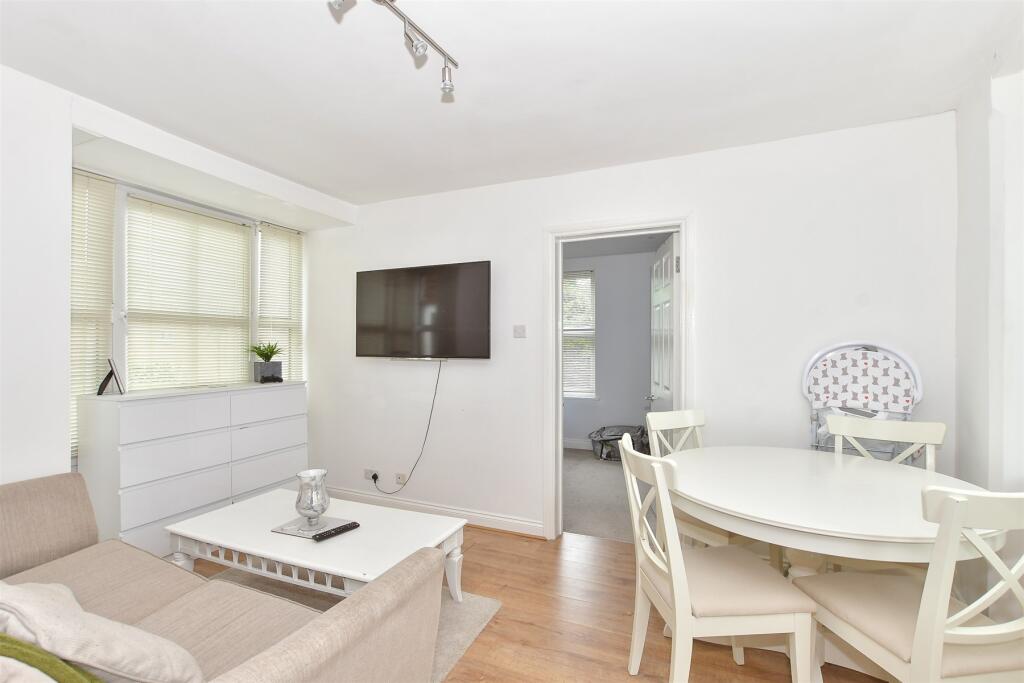 Kitchen Lounge/Diner