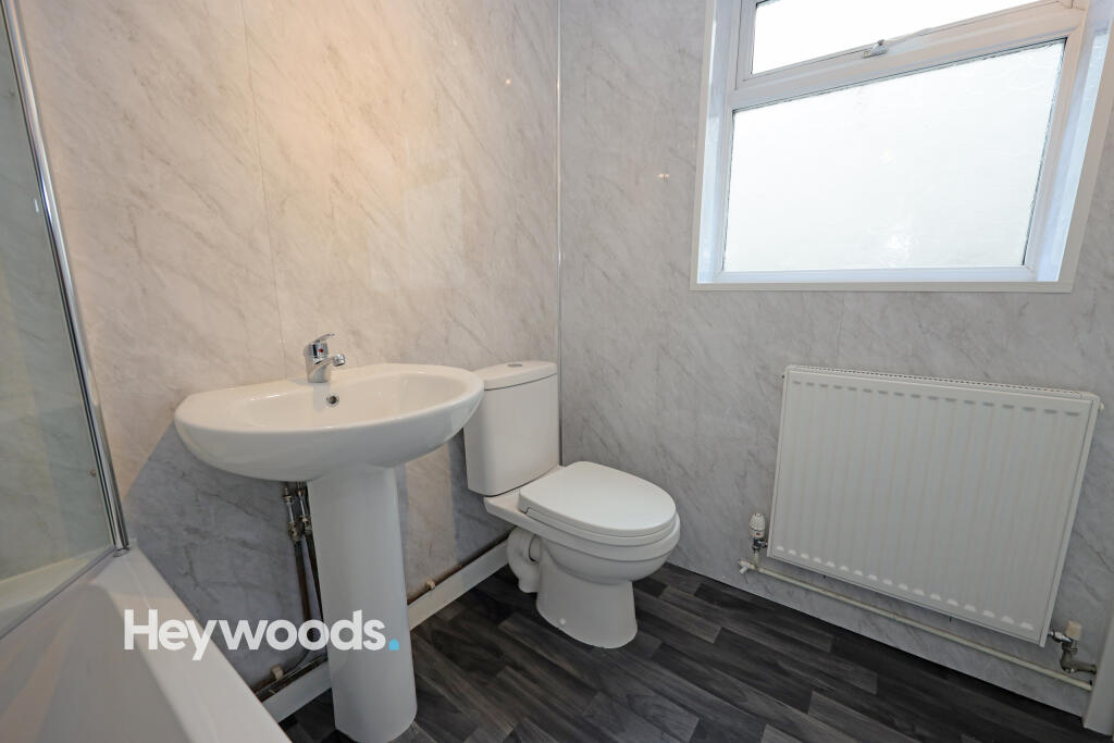 8 enderley street bahroom 3