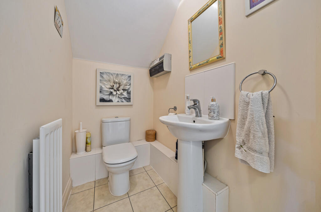 1300468-31-683db1...