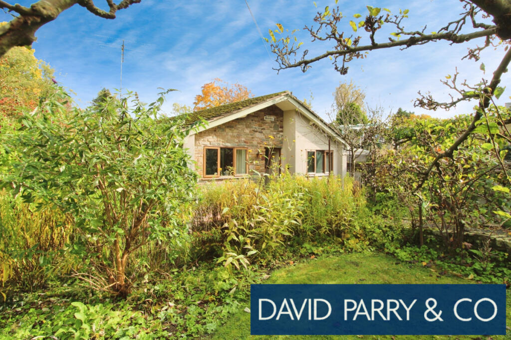 Bungalow in a generous plot
