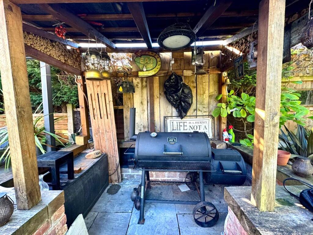 WhatsApp Image 2025-09-25 at 14.53.37 (1).jpeg